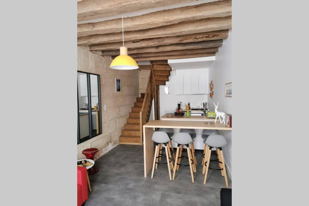 Maison De Ville Au Coeur Du Quartier Historique Tours Exteriér fotografie